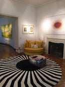 JAPAN SUN – Round Cowhide Rug in Black and White for Trade Professionals