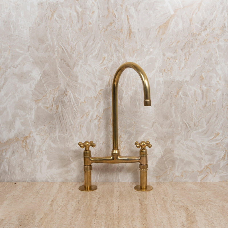 2 Hole Solid Brass Bridge Kitchen Faucet with Sprayer