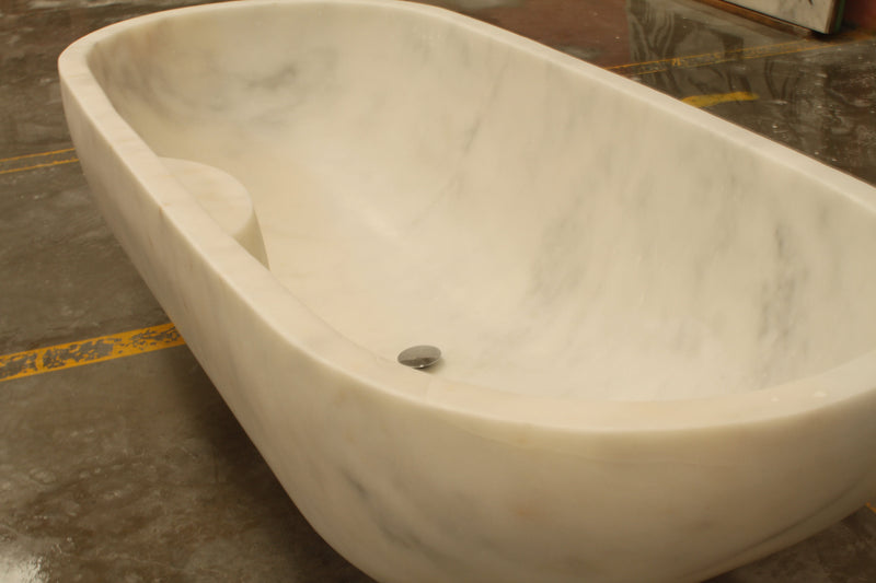 carrara white marble bathtub polished NTRSTC24 W30 L70 H20 closeup view