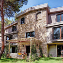 manufactured stone veneer slate look grand canyon sand handmade S12SN 101248 installed facade house closeup